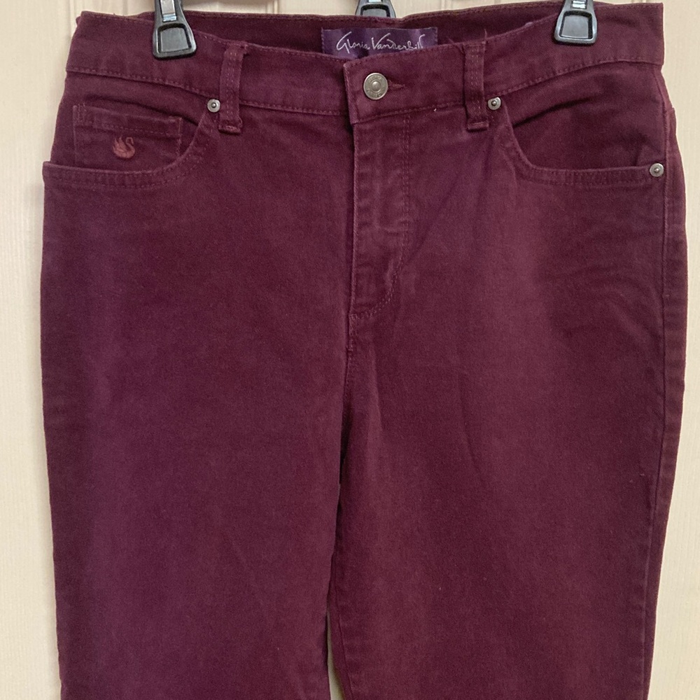 Gloria Vanderbilt Amanda Straight-Leg Jeans in Plum/ Purple / Aubergine Sz 10S - Picture 2 of 6